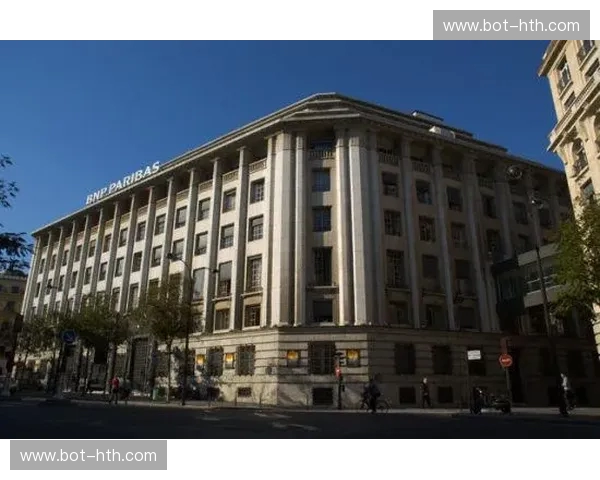 红蓝王朝的极致华章：重回2015，那一夜MSN如何让巴黎失色？